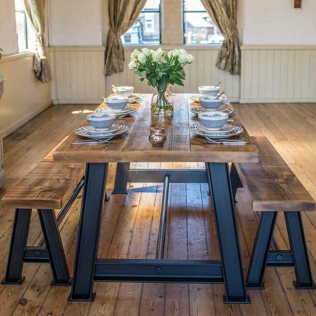 تسوق الأن من هومكس  ترابيزة سفرة مع 2 كرسي معدن بسطح خشب - STA61 بأفضل سعر وأفضل جودة