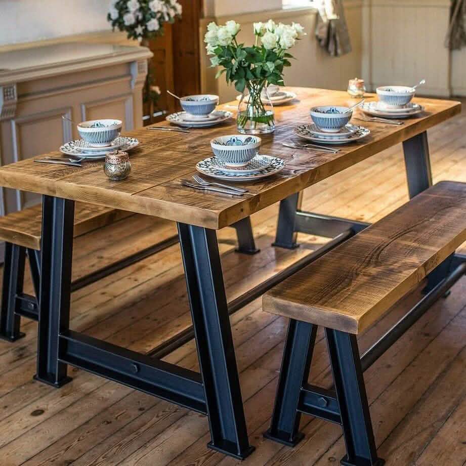 تسوق الأن من هومكس  ترابيزة سفرة مع 2 كرسي معدن بسطح خشب - STA61 بأفضل سعر وأفضل جودة