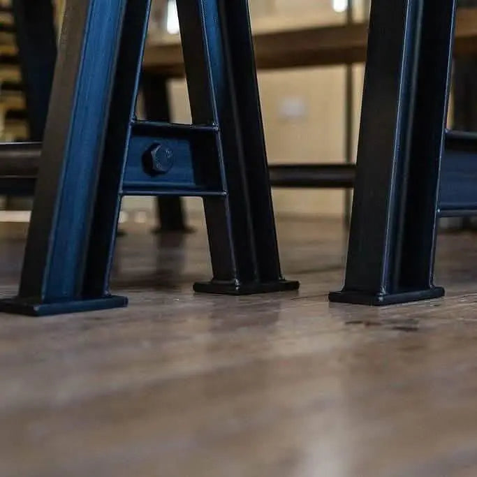 تسوق الأن من هومكس  ترابيزة سفرة مع 2 كرسي معدن بسطح خشب - STA61 بأفضل سعر وأفضل جودة