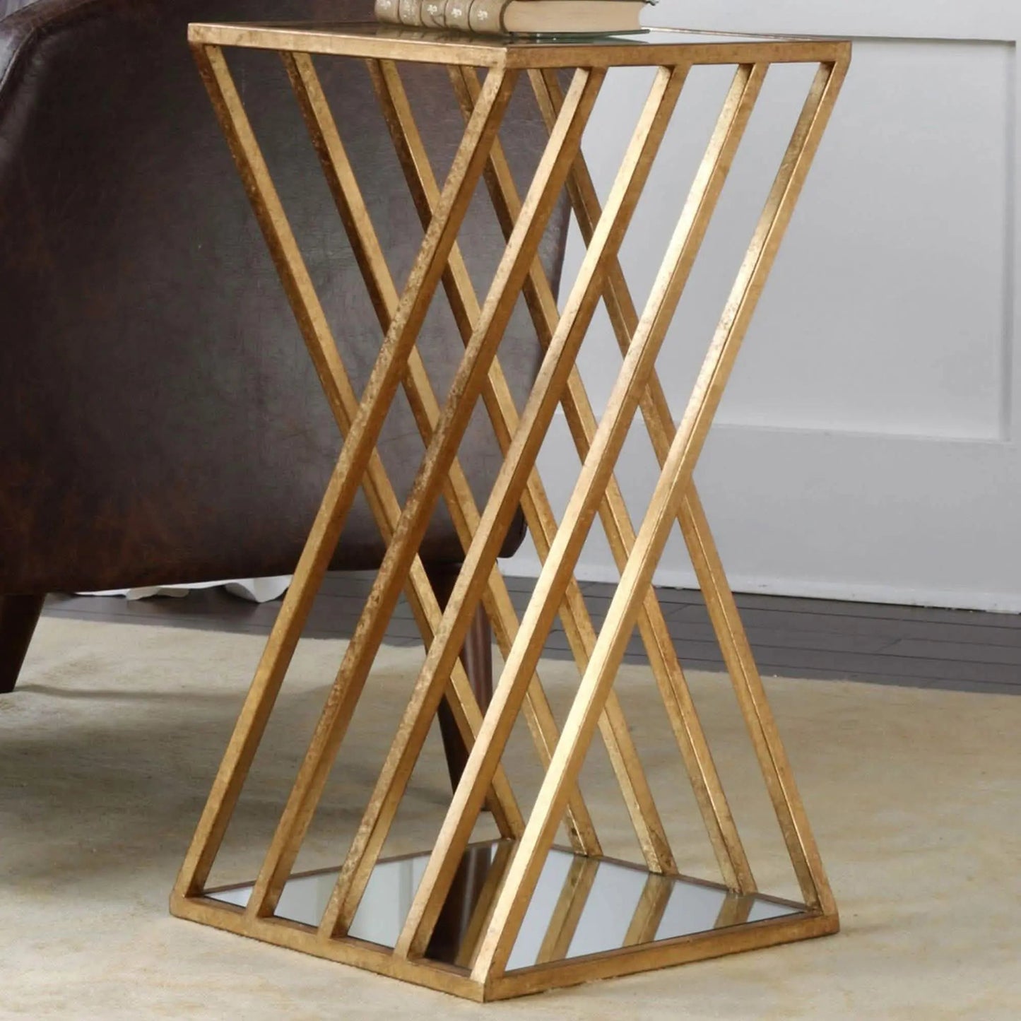 تسوق الأن من هومكس  ترابيزة معدن بسطح زجاج 40*40*65 سم - STA7 بأفضل سعر وأفضل جودة